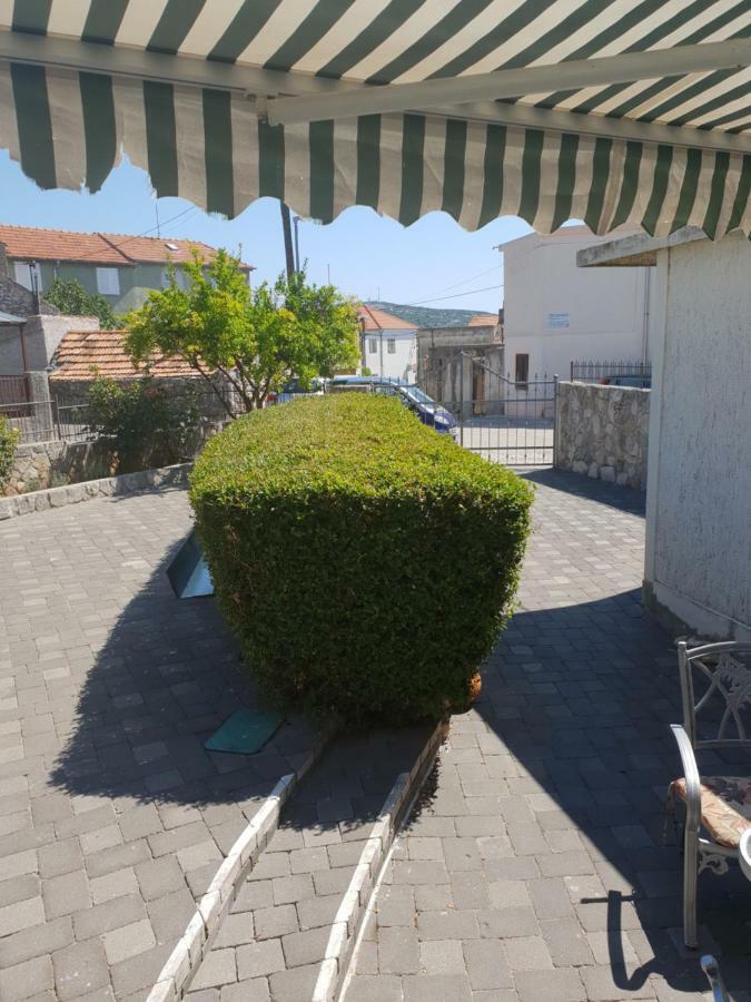 Apartments Petrovic Пировац Экстерьер фото